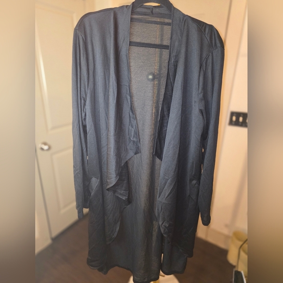 SHEIN Tops - SHEIN Black Curve 5XL High Low Cardigan 4 For $20